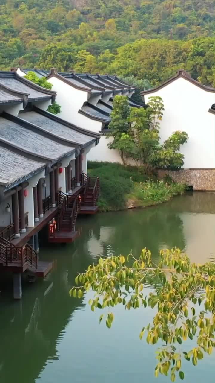 不用出广东，在惠州中海汤泉酒店也能感受烟雨江南和梦里水乡风情！#惠州中海汤泉酒店#自联盟